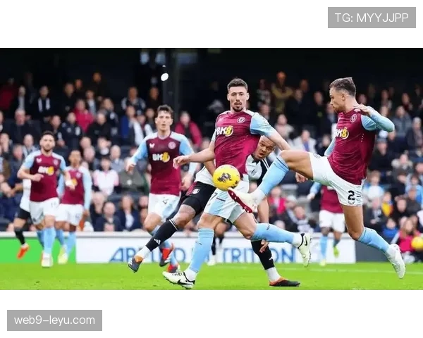 诺丁汉森林逼抢战术奏效,状态回暖强势崛起英超赛场 诺丁汉森林逼抢战术奏效,状态回暖强势崛起英超赛场