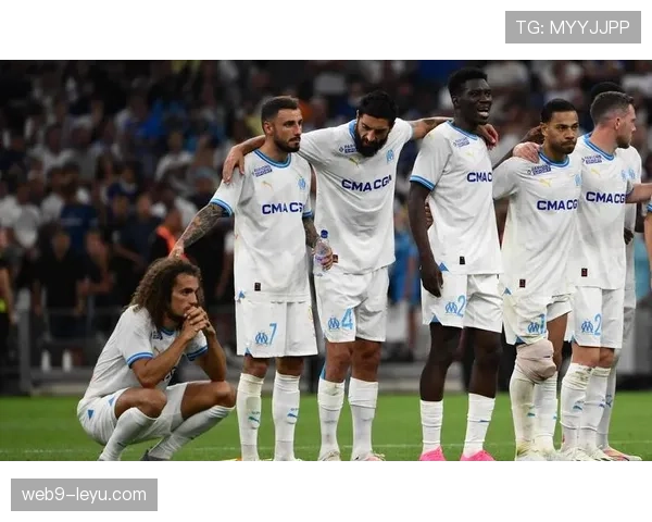 马赛战术革新显成效：攻防体系重塑引领赛场新表现