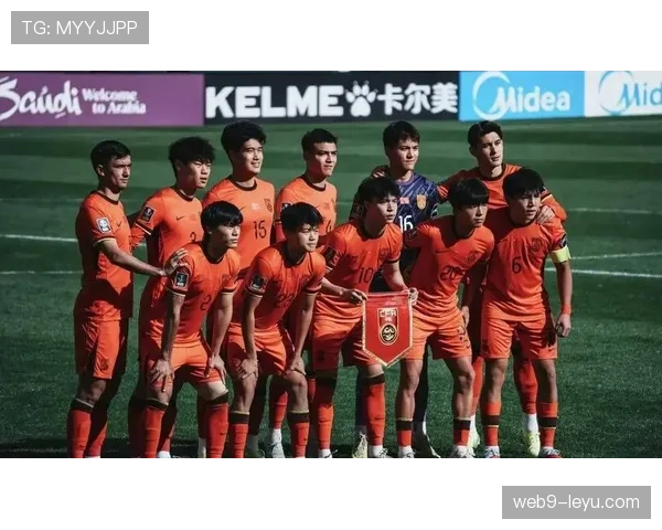 泰国国家队强势晋级亚洲杯16强，状态回暖引球迷热盼