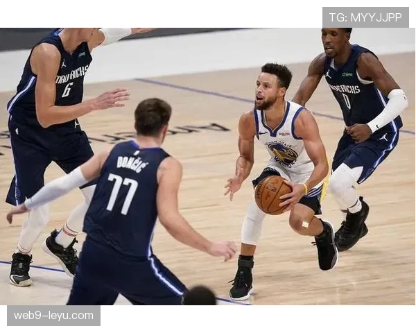 布雷斯特关键时刻决策成胜负手，比赛走势引关注