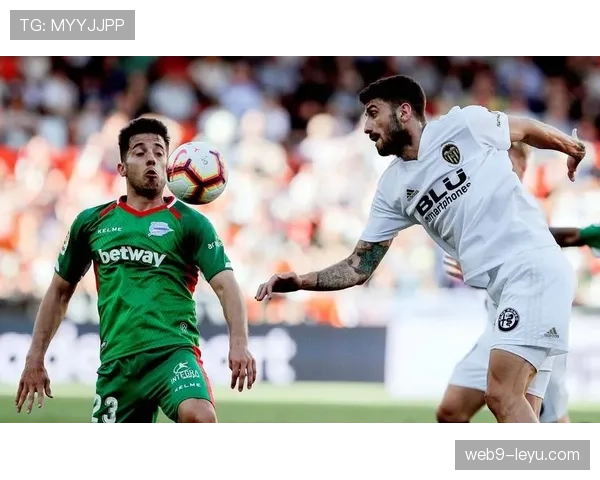 巴列卡诺高压逼抢战术持续提升,新赛季在西甲表现引发广泛关注 巴列卡诺高压逼抢战术持续提升,新赛季在西甲表现引发广泛关注